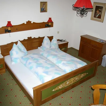 בית אירוח Haus Sonja *